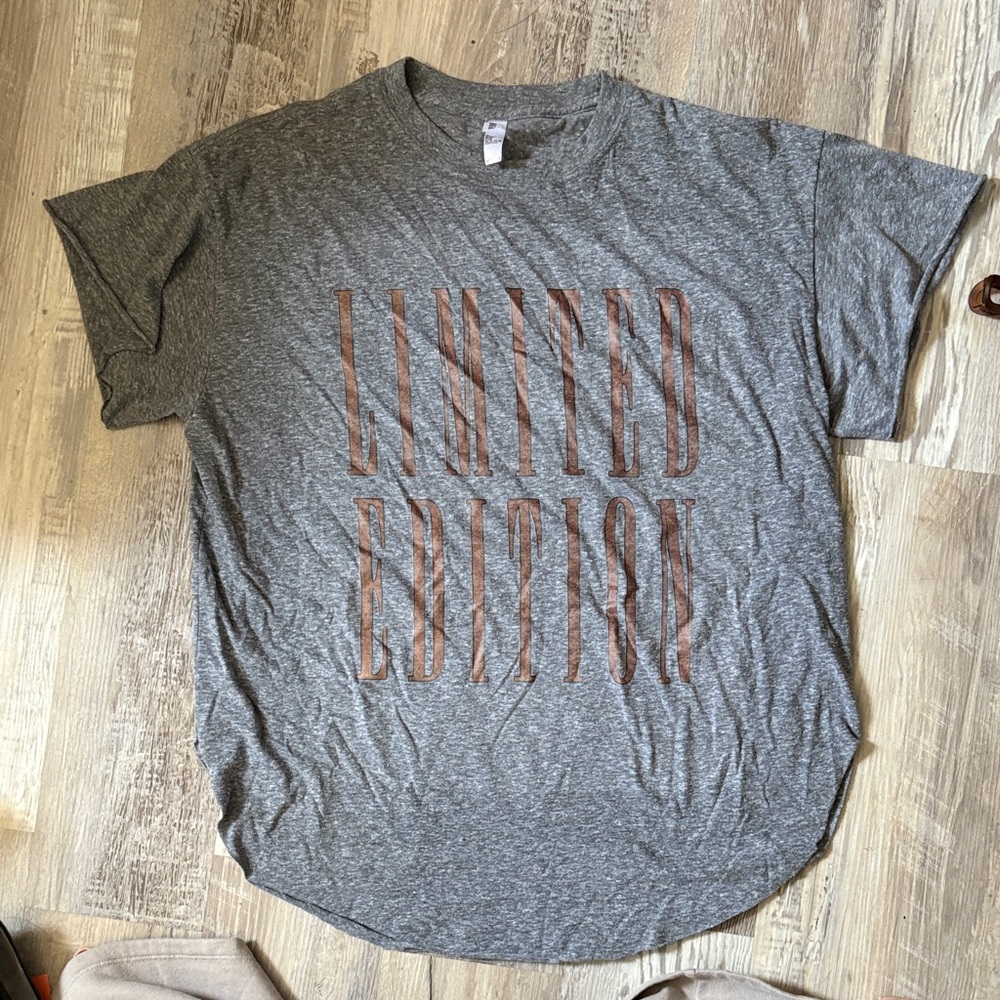Gray Pebby forevee Limited Edition Women’s Shirt